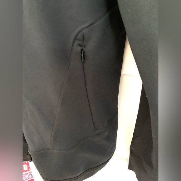 Black Yak W Betizu black Hoody. Women’s size medium. - Picture 2 of 9